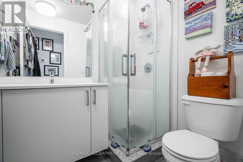 506 - 467 Charlton Avenue E, Hamilton (Stinson), ON - Indoor Photo Showing Bathroom