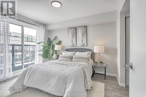 110 - 600 Alex Gardner Circle, Aurora (Aurora Village), ON - Indoor Photo Showing Bedroom