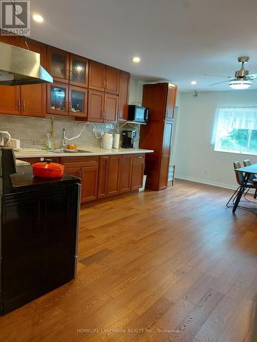 3920 Algonquin Avenue, Innisfil, ON - Indoor Photo Showing Kitchen With Double Sink