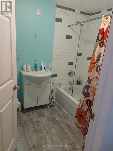 3920 Algonquin Avenue, Innisfil, ON - Indoor Photo Showing Bathroom