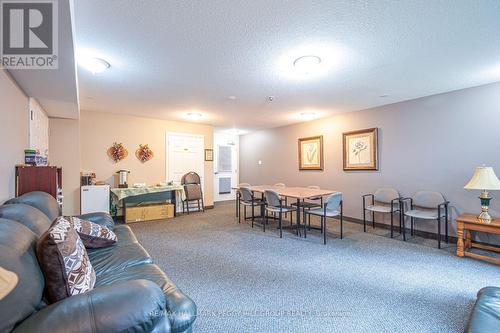 114 - 49 Jacobs Terrace, Barrie (Allandale), ON - Indoor Photo Showing Living Room