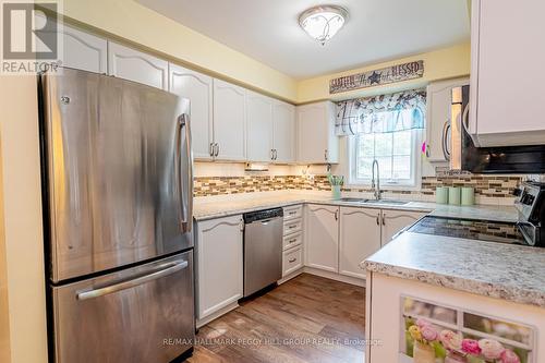 114 - 49 Jacobs Terrace, Barrie (Allandale), ON - Indoor Photo Showing Kitchen