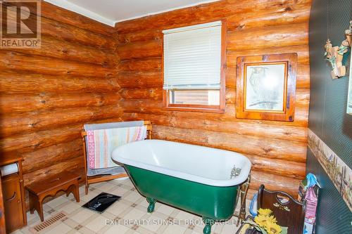 1322 River Road, Kawartha Lakes, ON - Indoor Photo Showing Bathroom