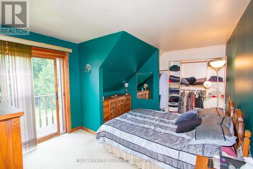 1322 River Road, Kawartha Lakes, ON - Indoor Photo Showing Bedroom