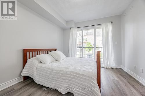 2042 - 3033 Finch Avenue W, Toronto (Humbermede), ON - Indoor Photo Showing Bedroom