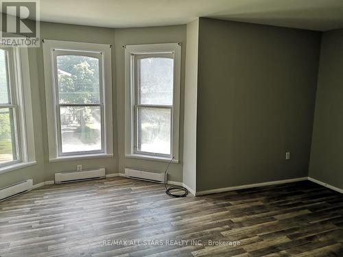 12 Glenelg Street W, Kawartha Lakes (Lindsay), ON - Indoor Photo Showing Other Room