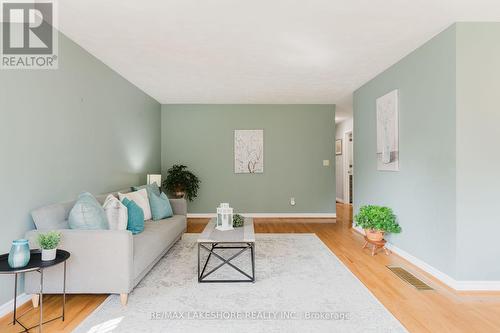 1080 Ontario Street, Cobourg, ON - Indoor Photo Showing Living Room