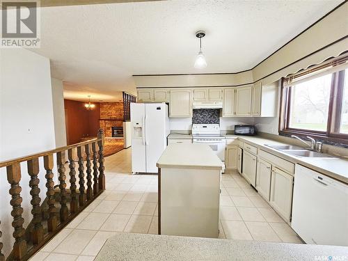 1282 111Th Street, North Battleford, SK - Indoor Photo Showing Kitchen With Double Sink