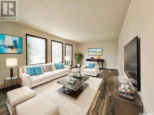 1282 111Th Street, North Battleford, SK - Indoor Photo Showing Living Room