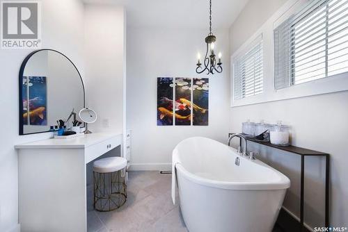 613 Weir Crescent, Warman, SK - Indoor Photo Showing Bathroom