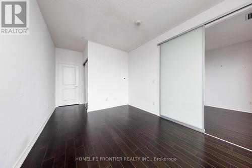 5609 - 386 Yonge Street, Toronto, ON - Indoor Photo Showing Other Room