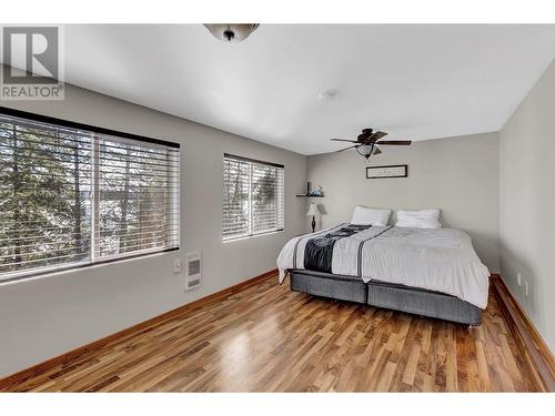 5040 Meier Sub Road, Cluculz Lake, BC - Indoor Photo Showing Bedroom