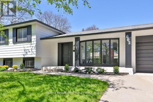 602 Jennifer Crescent, Burlington (Roseland), ON - Outdoor With Facade