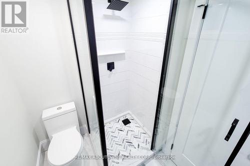 602 Jennifer Crescent, Burlington (Roseland), ON - Indoor Photo Showing Bathroom