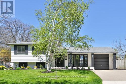 602 Jennifer Crescent, Burlington, ON - Outdoor With Facade