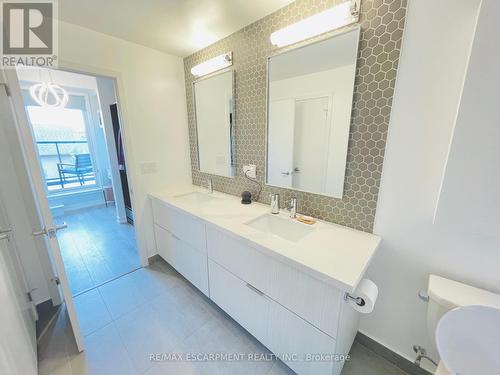 109 - 2530 Eglinton Avenue W, Mississauga (Central Erin Mills), ON - Indoor Photo Showing Bathroom