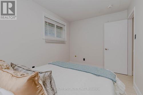 39 Seaborn Road, Brampton (Madoc), ON - Indoor Photo Showing Bedroom