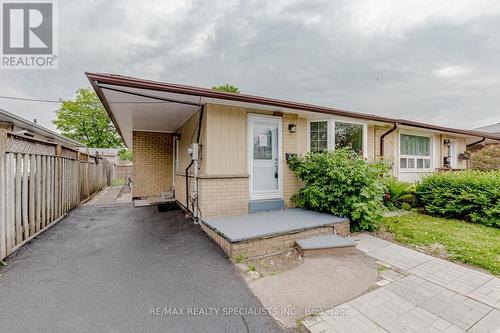 39 Seaborn Road, Brampton (Madoc), ON - Outdoor