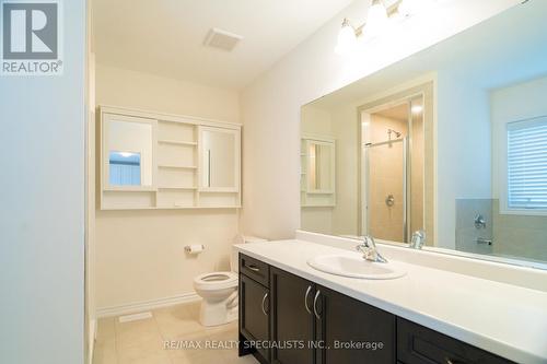 16 Macklin Street, Brantford, ON - Indoor Photo Showing Bathroom