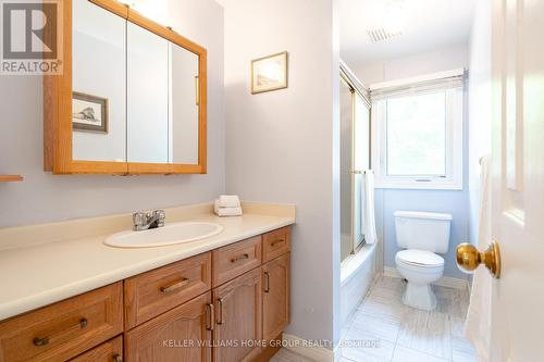 8 Chadwick Avenue, Guelph (Central West), ON - Indoor Photo Showing Bathroom