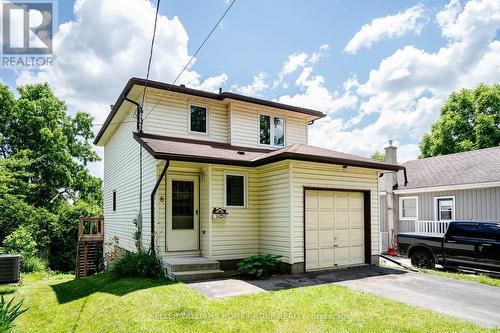 8 Chadwick Avenue, Guelph (Central West), ON - Outdoor