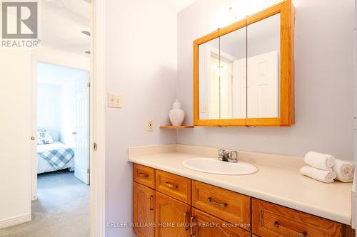 8 Chadwick Avenue, Guelph (Central West), ON - Indoor Photo Showing Bathroom