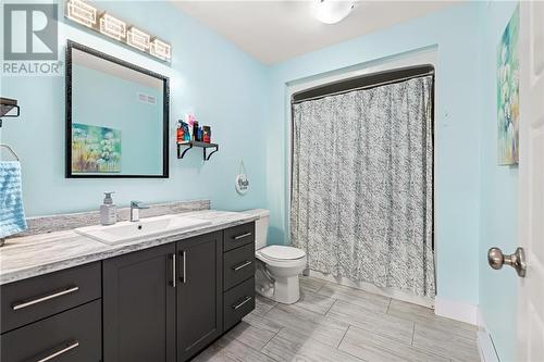 64 Satara Drive, Moncton, NB - Indoor Photo Showing Bathroom