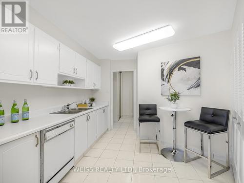 501 - 150 Neptune Drive, Toronto (Englemount-Lawrence), ON - Indoor Photo Showing Kitchen With Double Sink