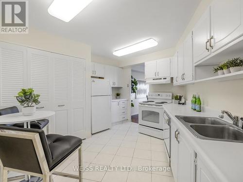 501 - 150 Neptune Drive, Toronto (Englemount-Lawrence), ON - Indoor Photo Showing Kitchen With Double Sink