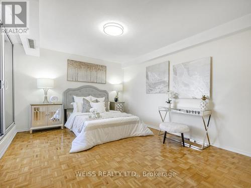 501 - 150 Neptune Drive, Toronto (Englemount-Lawrence), ON - Indoor Photo Showing Bedroom