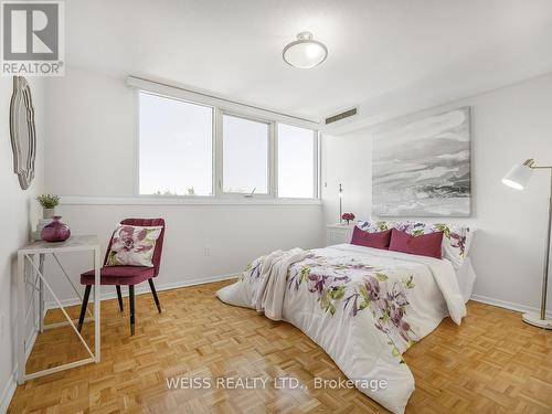 501 - 150 Neptune Drive, Toronto (Englemount-Lawrence), ON - Indoor Photo Showing Bedroom