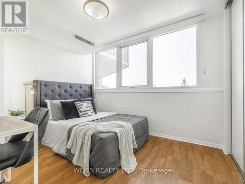 501 - 150 Neptune Drive, Toronto (Englemount-Lawrence), ON - Indoor Photo Showing Bedroom