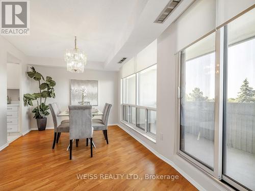 501 - 150 Neptune Drive, Toronto (Englemount-Lawrence), ON - Indoor Photo Showing Dining Room