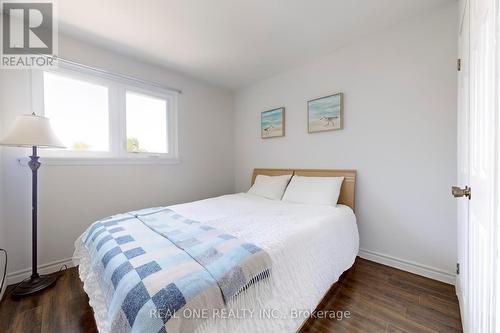 54 Bonis Avenue, Toronto (Tam O'Shanter-Sullivan), ON - Indoor Photo Showing Bedroom