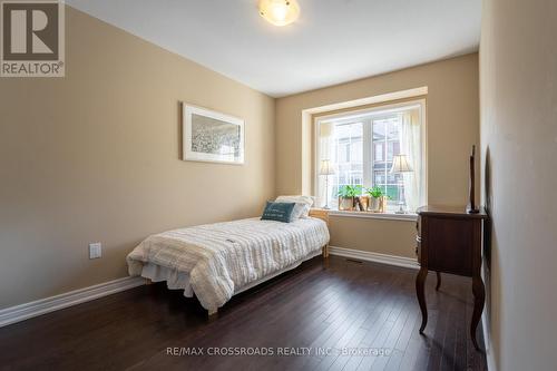 3333 Mockingbird Common Crescent, Oakville, ON - Indoor Photo Showing Bedroom