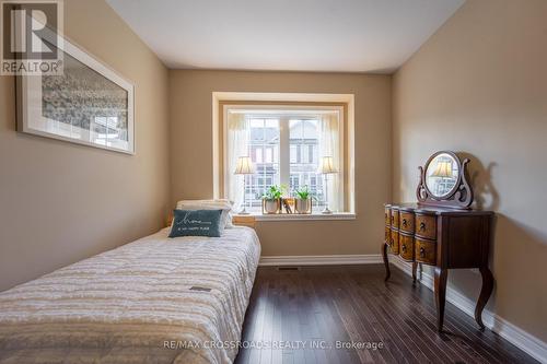 3333 Mockingbird Common Crescent, Oakville, ON - Indoor Photo Showing Bedroom