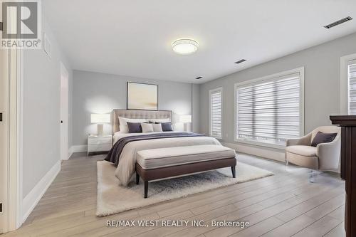 59 Maniza Road, Toronto (Downsview-Roding-Cfb), ON - Indoor Photo Showing Bedroom