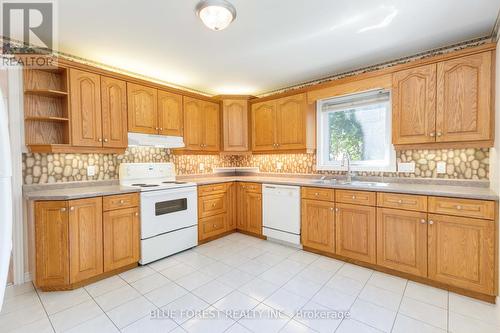 56 Princess Avenue, St. Thomas, ON - Indoor Photo Showing Kitchen