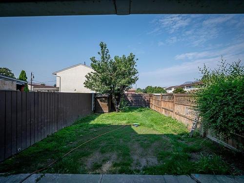 20-1697 Greenfield Ave, Kamloops, BC - Outdoor With Backyard