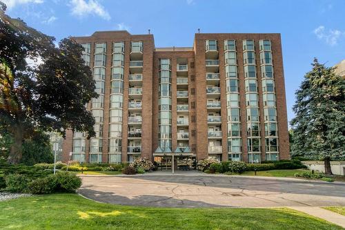 1225 North Shore Boulevard E|Unit #608, Burlington, ON - Outdoor With Balcony With Facade