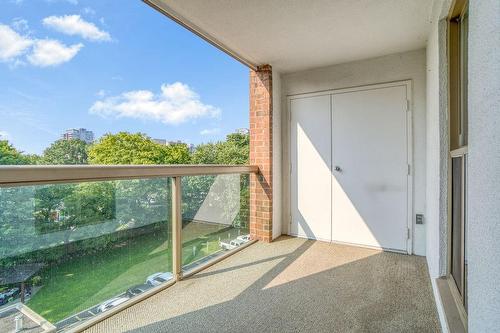 1225 North Shore Boulevard E|Unit #608, Burlington, ON - Outdoor With Balcony With Exterior