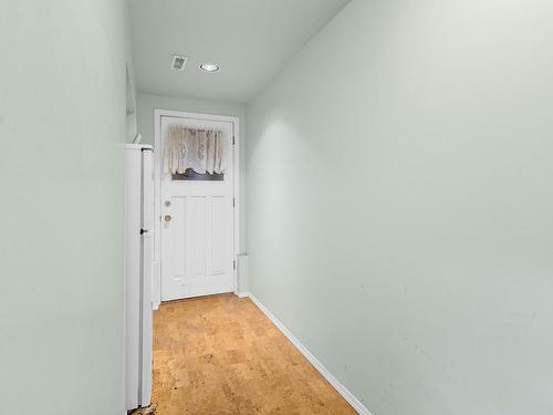 854 Gleneagles Drive, Kamloops, BC - Indoor Photo Showing Other Room