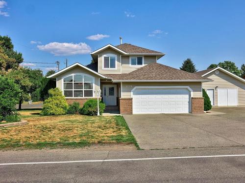 1129 Crestline Street, Kamloops, BC - Outdoor With Facade