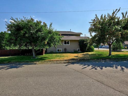 1129 Crestline Street, Kamloops, BC - Outdoor