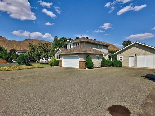 1129 Crestline Street, Kamloops, BC - Outdoor