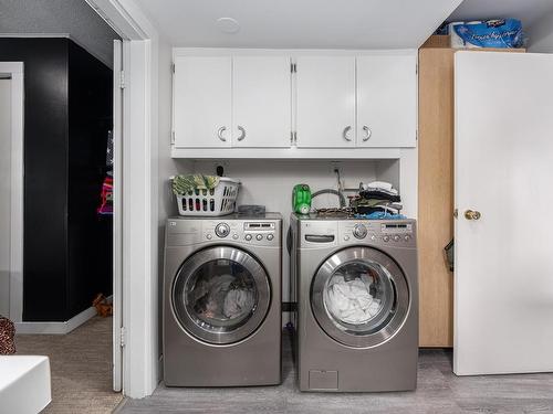 588 Tunstall Cres, Kamloops, BC - Indoor Photo Showing Laundry Room