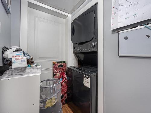 588 Tunstall Cres, Kamloops, BC - Indoor Photo Showing Laundry Room