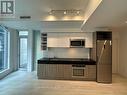 508 - 68 Shuter Street, Toronto, ON  - Indoor Photo Showing Kitchen 