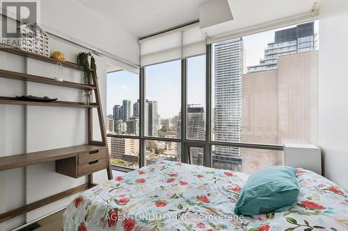 2507 - 37 Grosvenor Street, Toronto (Bay Street Corridor), ON - Indoor Photo Showing Bedroom