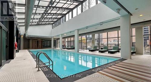 2507 - 37 Grosvenor Street, Toronto (Bay Street Corridor), ON - Indoor Photo Showing Other Room With In Ground Pool